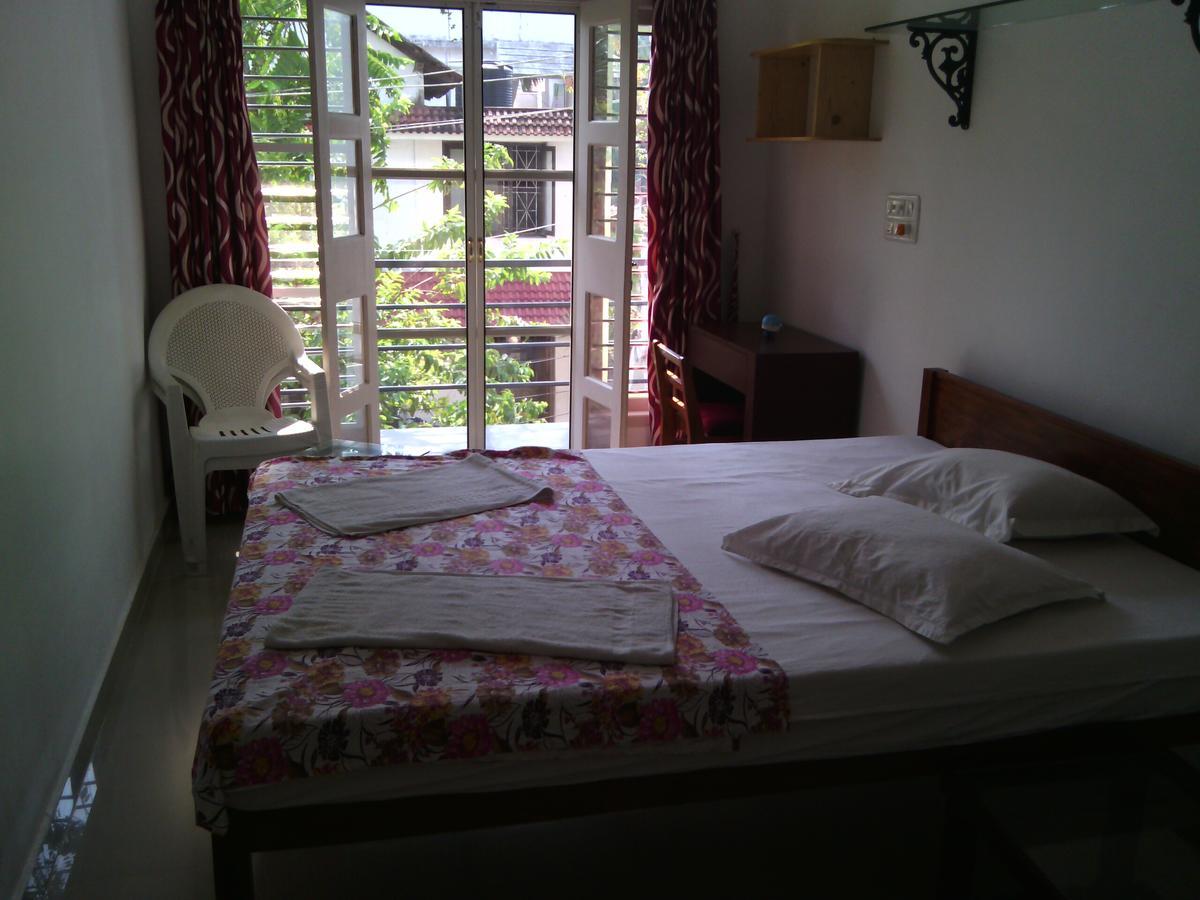 Nathans Holiday Home Kochi Exterior photo