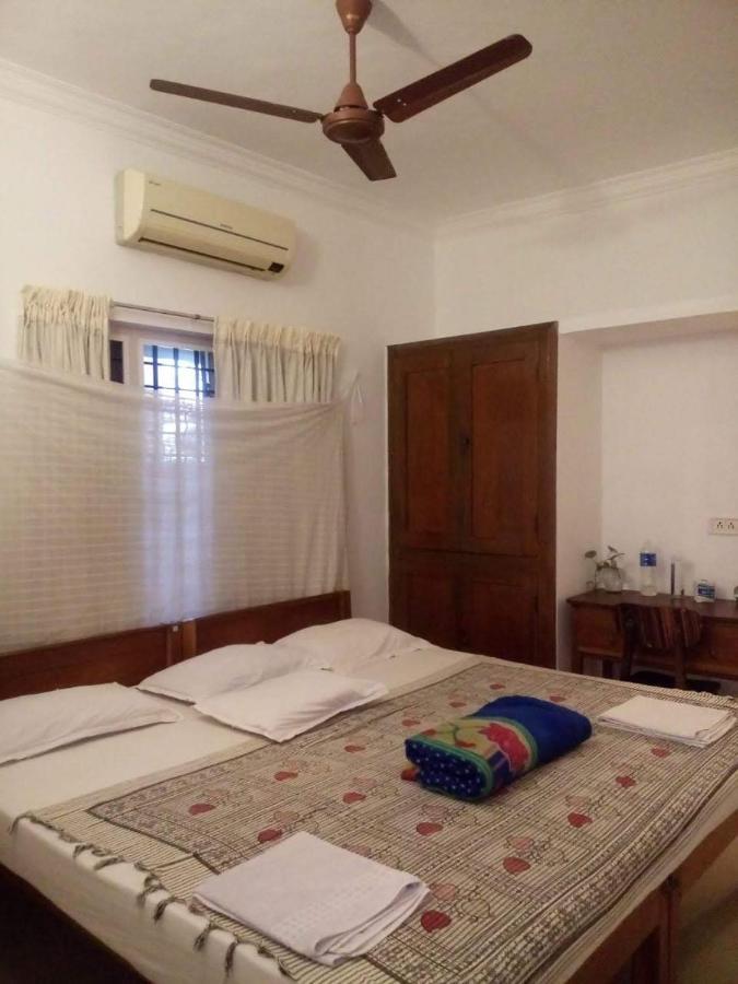 Nathans Holiday Home Kochi Exterior photo